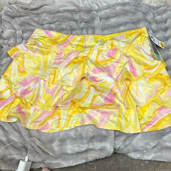 ID Ideology Womens Plus Size Whirl-Print Flounce Skort Lemon 2X - Picture 2 of 3